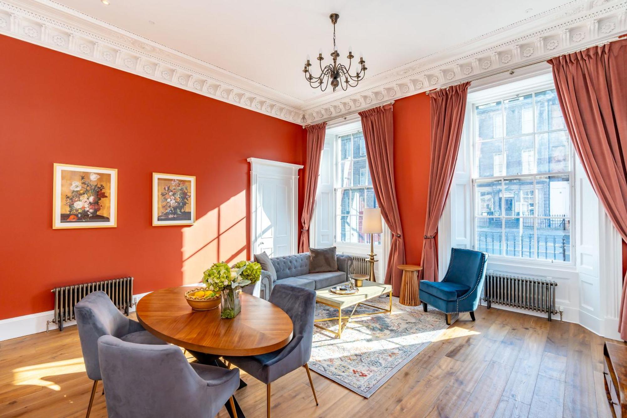 Apartment Dragon Luxury At 9 Albyn Place Edinburgh