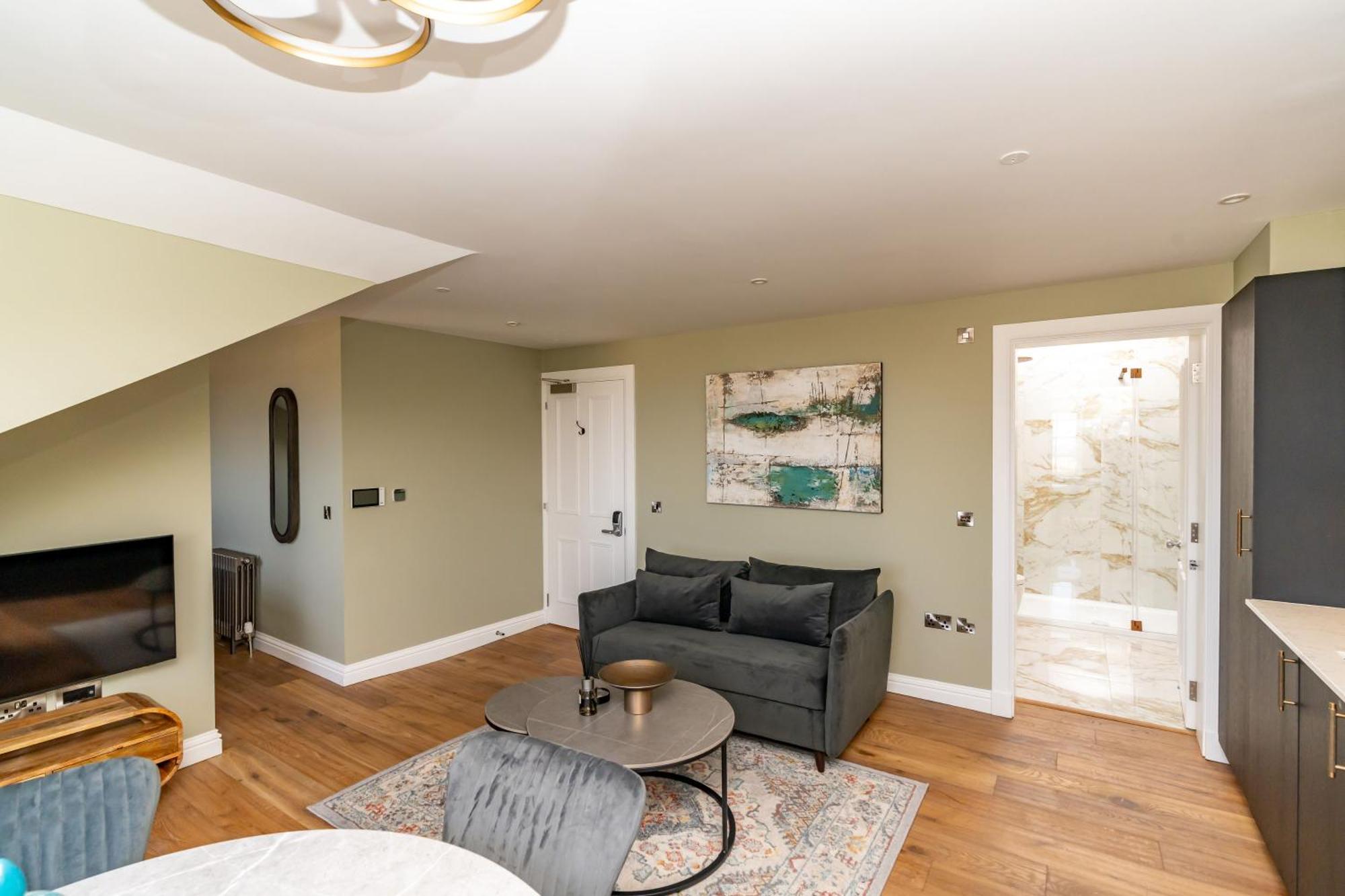 Apartment Dragon Luxury At 9 Albyn Place Edinburgh