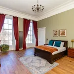 Dragon Suites Luxury Apartments At 9 Albyn Place